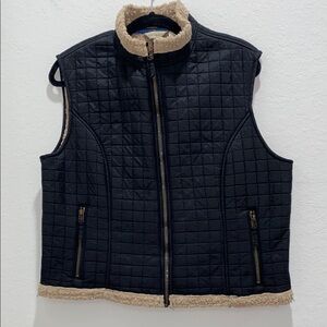Tsunami Black Quilted Fleece Lined Full Zipper Vest with High Neckline-Sz: Large